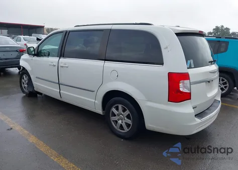 2012 Chrysler Town & Country Touring z USA, uszkodzony, nr VIN 2C4RC1BG3CR350733